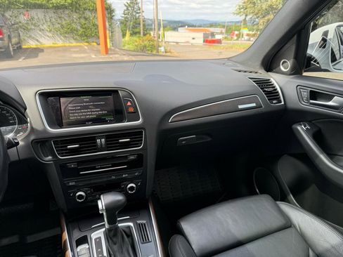 Used 2016 Audi Q5 2.0T Premium Plus w/ Technology Package AWD/4WD image 25
