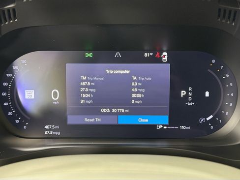 Certified 2023 Volvo XC60 B5 Plus w/ Climate Package image 11