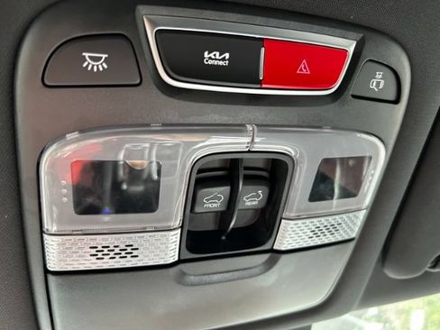 Used 2025 Kia Telluride SX X-Line AWD/4WD image 18
