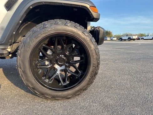 Used 2021 Jeep Wrangler Unlimited Sport AWD/4WD image 14