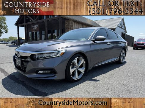 Used 2018 Honda Accord Touring image 1