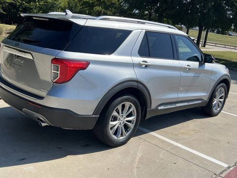 Used 2020 Ford Explorer Limited image 10