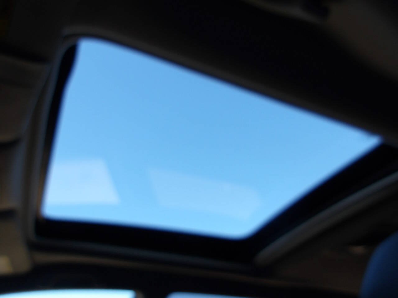 Used 2011 Subaru Forester 2.5X Limited AWD/4WD image 26