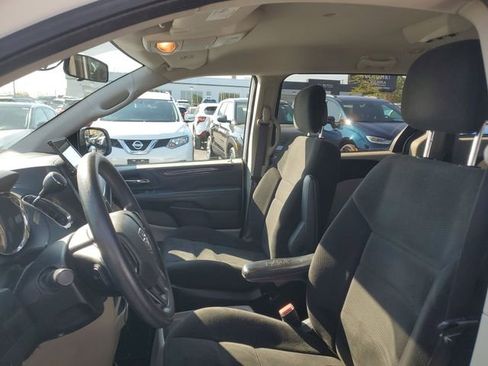 Used 2016 Dodge Grand Caravan SE w/ Quick Order Package 29E SE FWD image 16