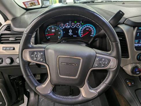 Used 2019 GMC Yukon Denali w/ Open Road Package AWD/4WD image 19
