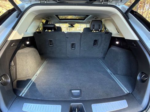 Used 2019 Cadillac XT5 Premium Luxury image 17