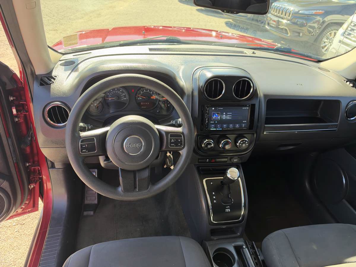 Used 2016 Jeep Patriot Sport w/ Power Value Group AWD/4WD image 10
