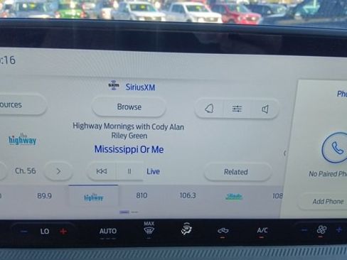 New 2025 Ford Maverick XL image 22