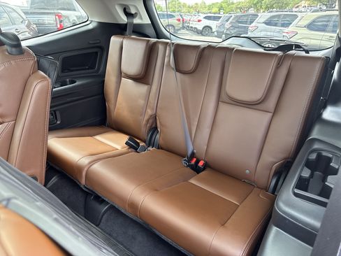 Certified 2024 Subaru Ascent Touring image 30