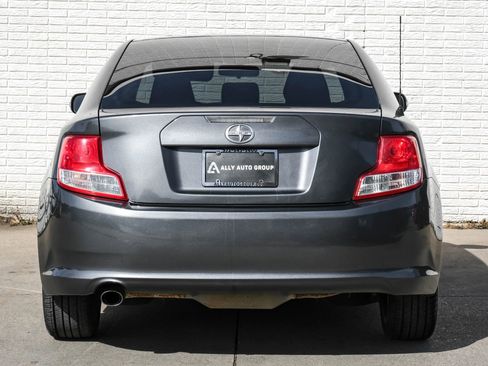 Used 2012 Scion tC image 9