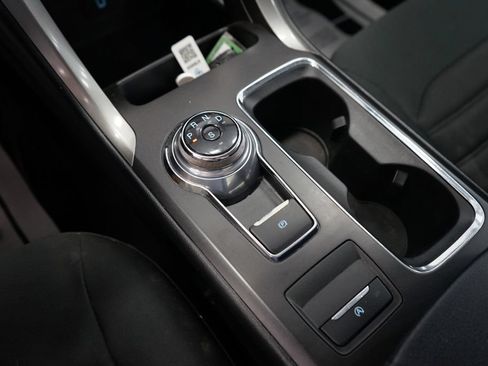 Used 2018 Ford Fusion SE w/ Fusion SE Technology Package FWD image 37
