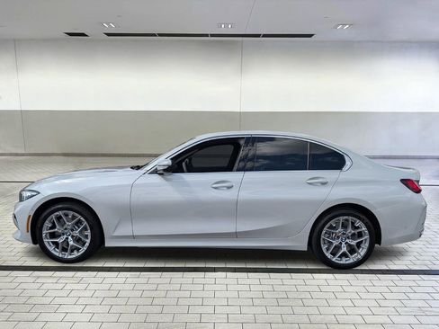 Used 2025 BMW 330i xDrive Sedan w/ Premium Package image 2
