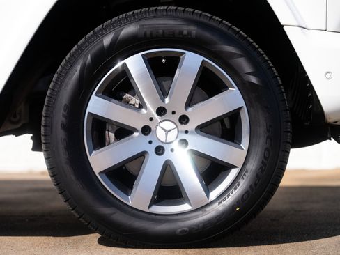 Used 2019 Mercedes-Benz G 550 image 41