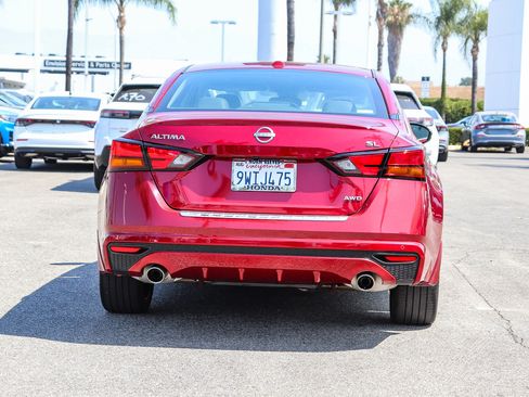 Used 2023 Nissan Altima 2.5 SL AWD/4WD image 12