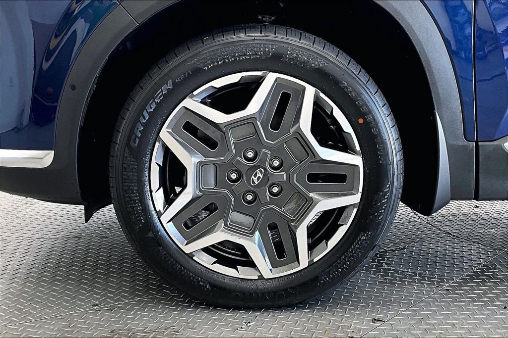 Used 2023 Hyundai Santa Fe Limited AWD/4WD image 8