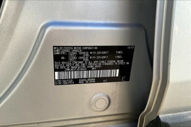 Used 2018 Toyota RAV4 XLE AWD/4WD image 17