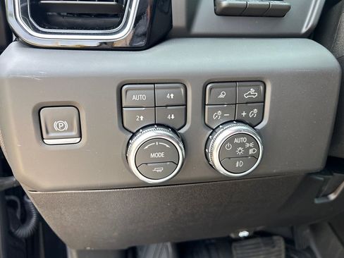 New 2026 GMC Sierra 2500 Denali w/ Denali Reserve Package image 26