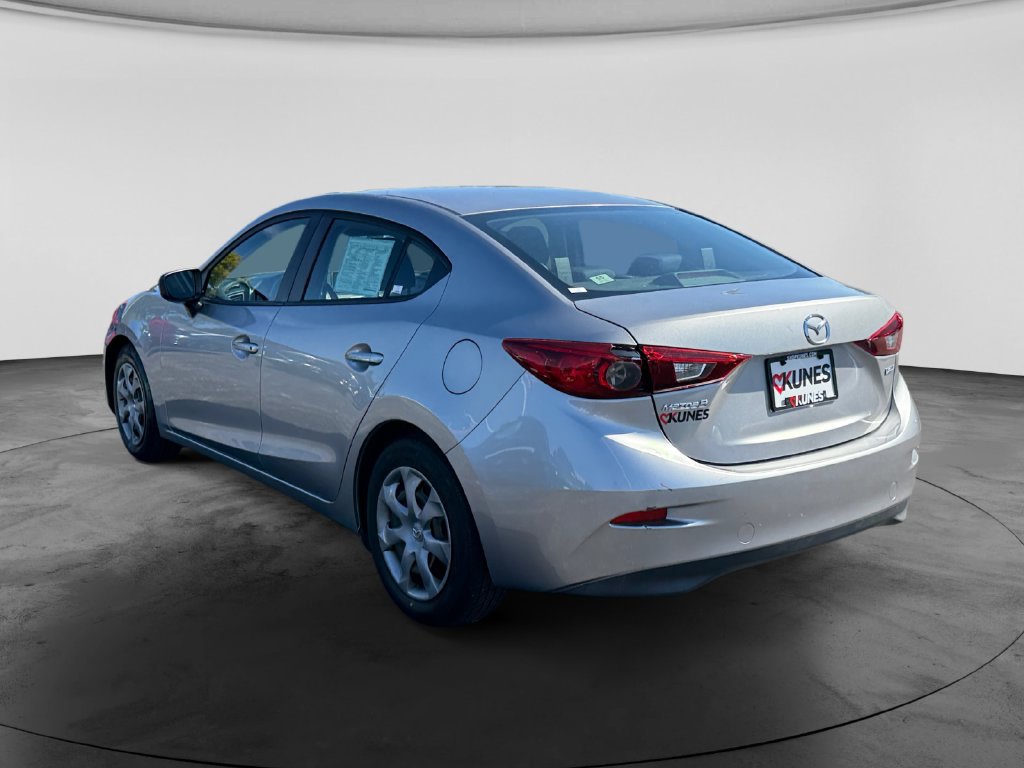 Used 2015 MAZDA MAZDA3 i Sport FWD image 5