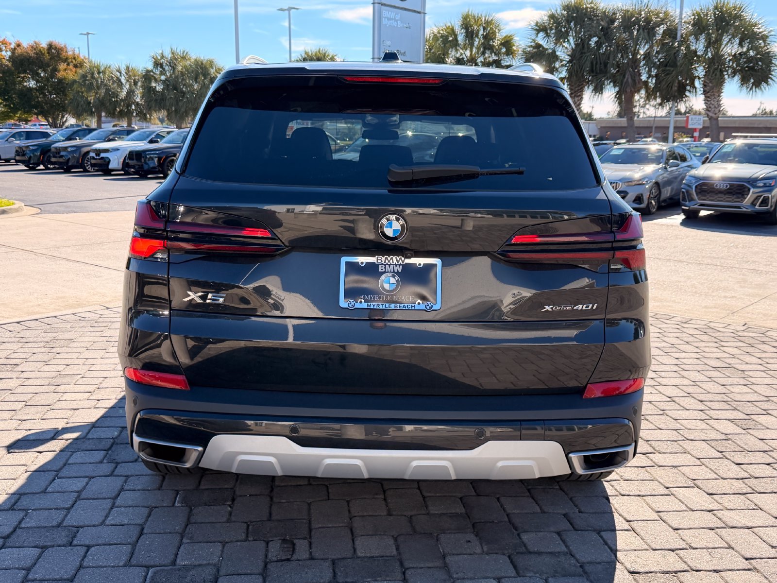 Used 2025 BMW X5 xDrive40i w/ Premium Package AWD/4WD image 10