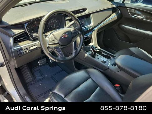 Used 2020 Cadillac XT5 Sportv AWD/4WD image 2
