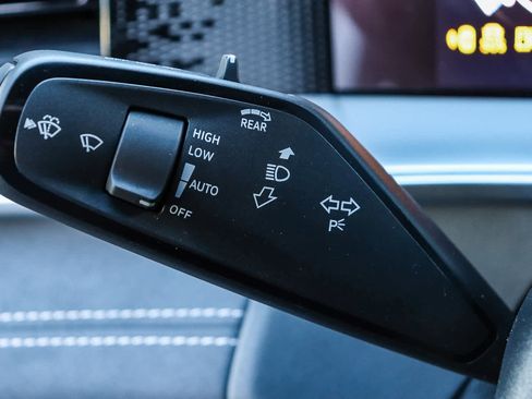 New 2026 Volkswagen Tiguan SE R-Line image 20