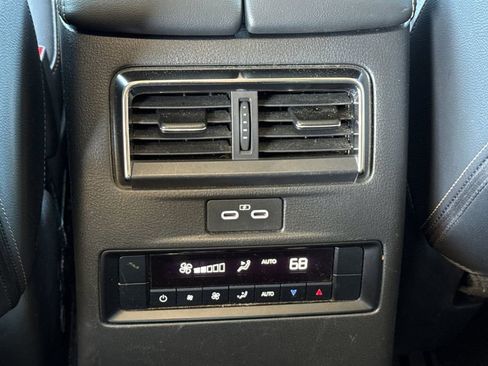 Used 2025 MAZDA CX-90 3.3 Turbo w/ Preferred Package image 19