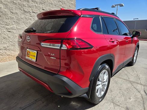 Used 2022 Toyota Corolla Cross LE image 5