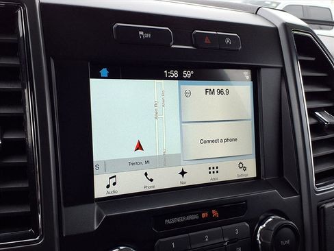 Used 2018 Ford F150 XLT w/ Equipment Group 302A Luxury image 12