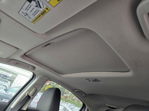 Used 2016 Honda HR-V EX image 11