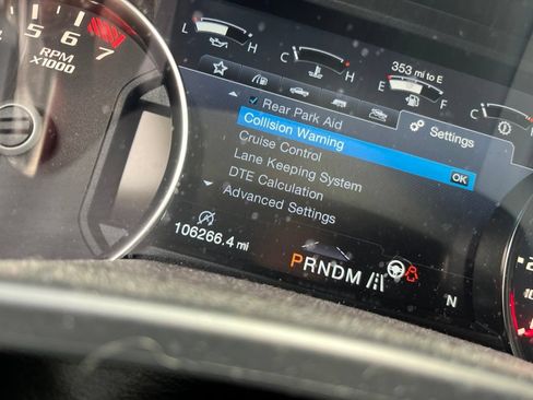 Used 2017 Ford F150 Raptor w/ Equipment Group 802A Luxury AWD/4WD image 3