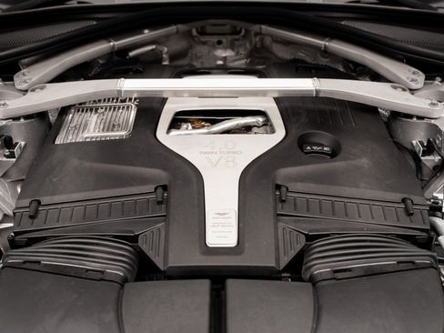 Used 2021 Aston Martin DBX image 73