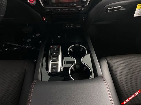 New 2026 Honda Ridgeline Black Edition image 18