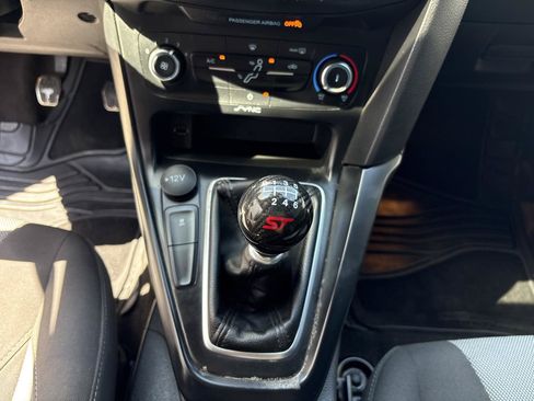 Used 2018 Ford Focus ST FWD image 26
