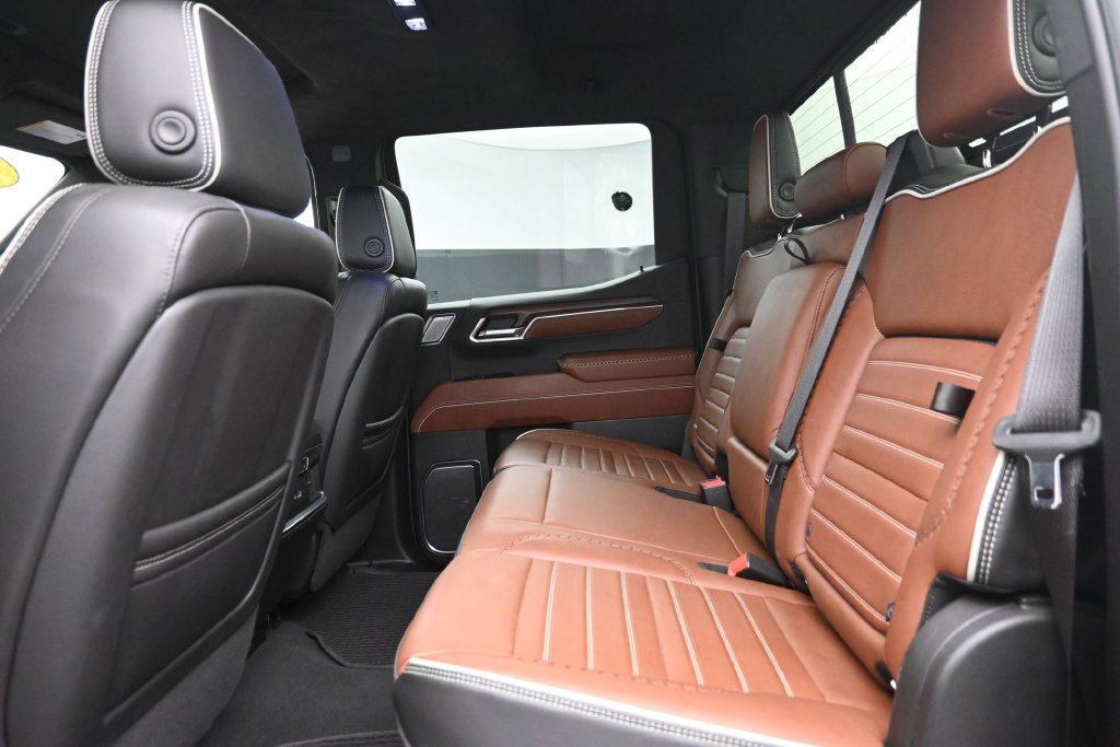 Used 2024 GMC Sierra 1500 Denali Ultimate AWD/4WD image 12