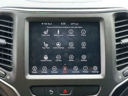 Used 2020 Jeep Cherokee Trailhawk w/ Cold Weather Group AWD/4WD image 11