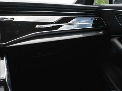 Used 2022 Audi Q7 3.0T Premium Plus AWD/4WD image 8