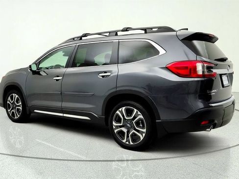 Used 2025 Subaru Ascent Touring AWD/4WD image 7