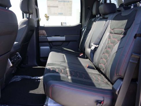 New 2026 Ford F250 Lariat w/ Black Appearance Package AWD/4WD image 28