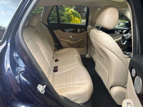 Used 2016 Mercedes-Benz GLC 300 4MATIC image 32