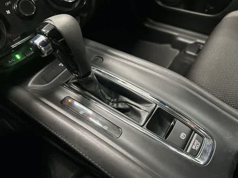 Used 2019 Honda HR-V Sport image 24