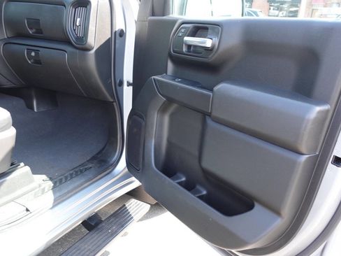 Used 2023 Chevrolet Silverado 1500 Custom AWD/4WD image 33