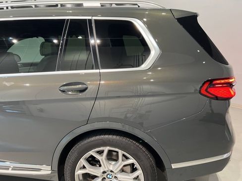 Used 2023 BMW X7 xDrive40i w/ Premium Package image 10