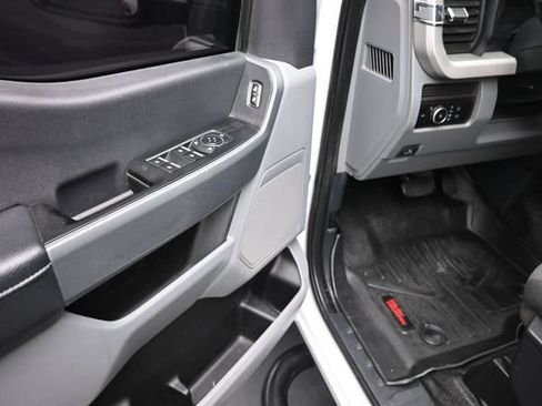 Used 2024 Ford F250 XLT w/ FX4 Off-Road Package AWD/4WD image 8