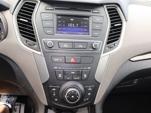 Used 2017 Hyundai Santa Fe Sport image 21