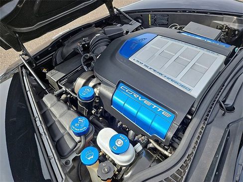 Used 2009 Chevrolet Corvette ZR1 w/ Preferred Equipment Group image 27