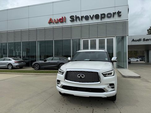 Used 2022 INFINITI QX80 Sensory w/ Cargo Package image 2