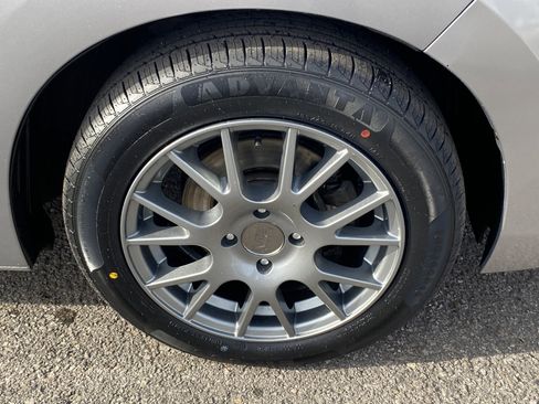 Used 2017 Honda Fit LX image 28