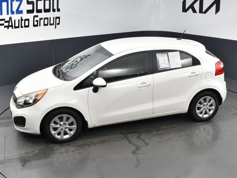 Used 2013 Kia Rio LX w/ PWR Pkg image 10