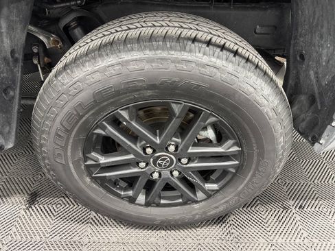 Used 2024 Toyota Tundra SR5 w/ SR5 Premium Package AWD/4WD image 37