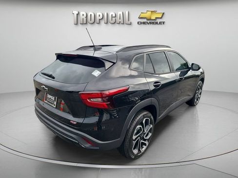 New 2026 Chevrolet Trax RS w/ Driver Confidence Package FWD image 5